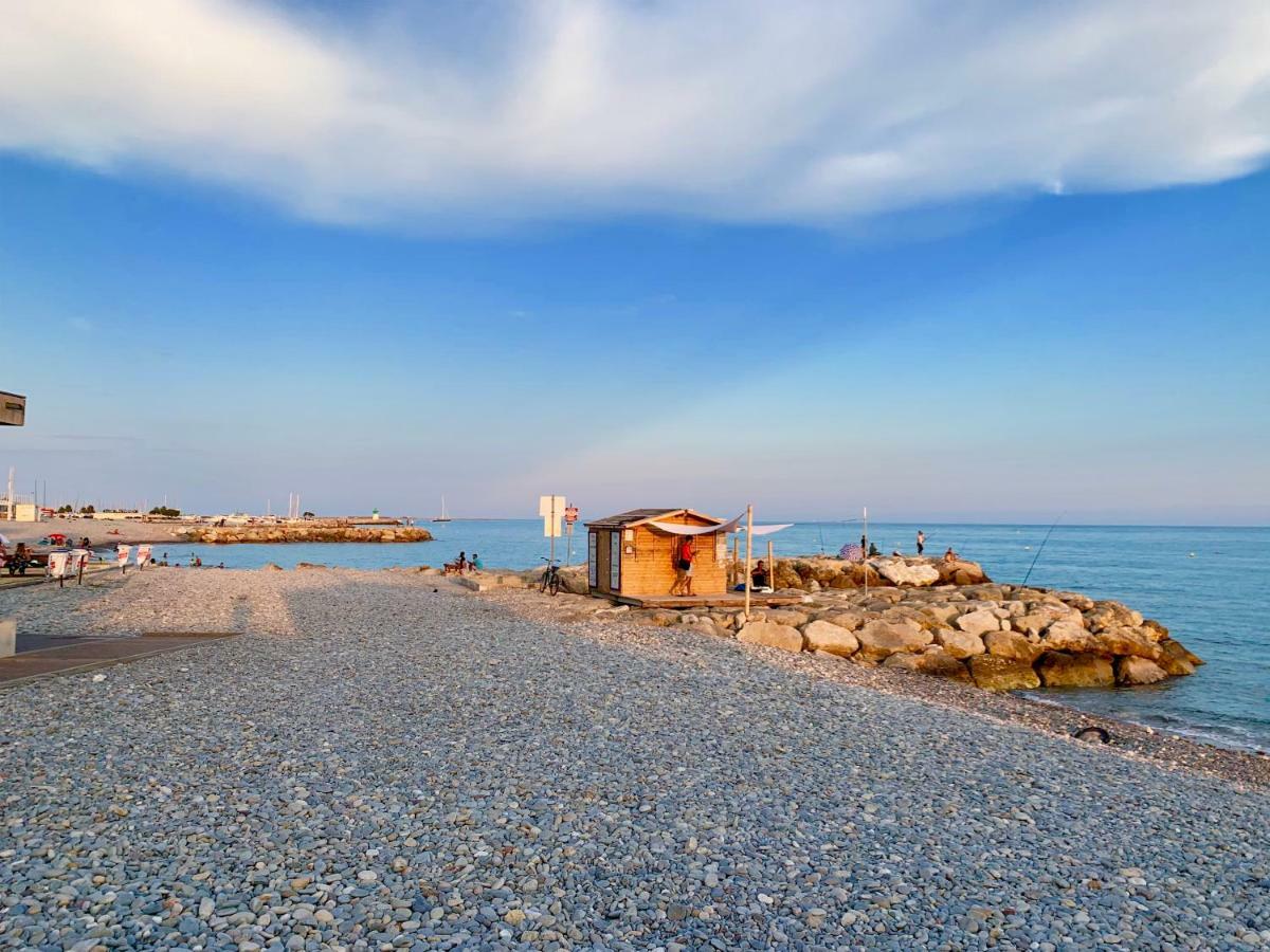 Front Beach Luxury Near Nice Airport Cagnes-sur-Mer Exterior photo