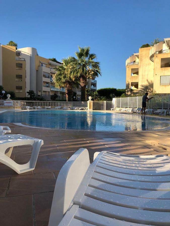 Front Beach Luxury Near Nice Airport Cagnes-sur-Mer Exterior photo